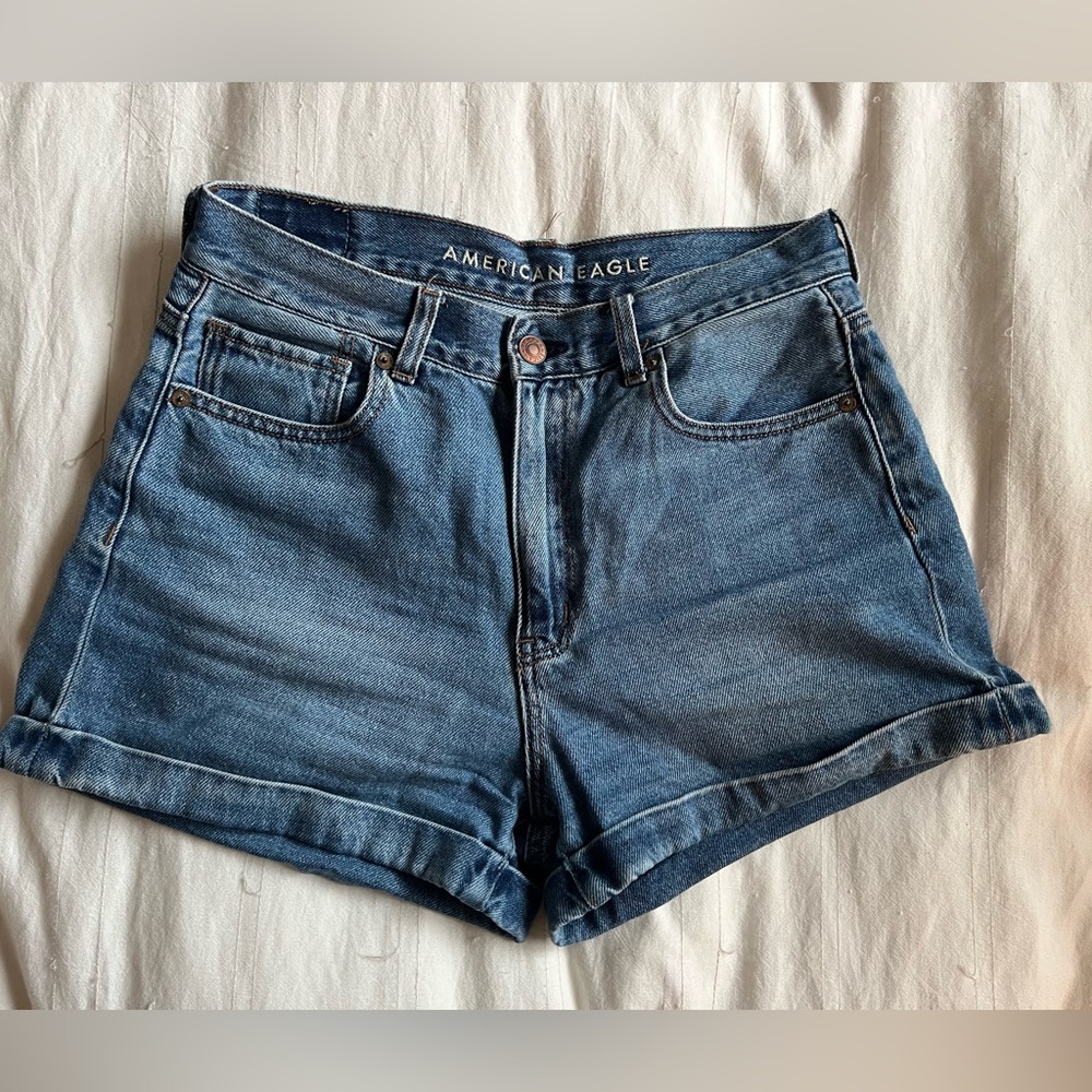 American Eagle mom shorts size 6